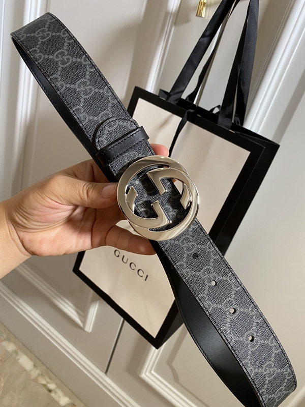 スーパーコピーグッチベルト正面デザイン